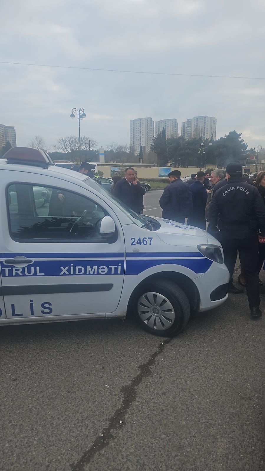 Bakıda mərasim evinin tavanı çökdü - 3 bacı yaralandı (FOTOLAR+YENİLƏNİB)