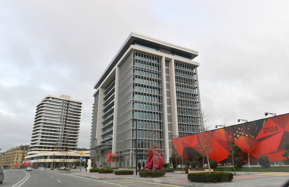 İlham Əliyev Ağ Şəhərdə - FOTOLAR