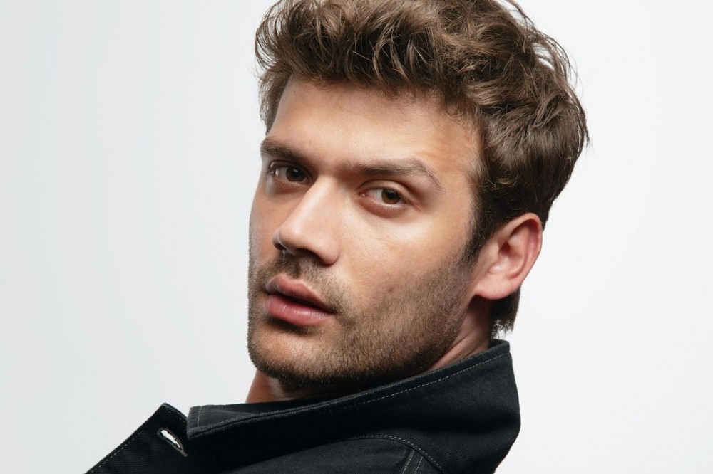 Məşhur aktyor "Şahane hayatım"da - FOTO