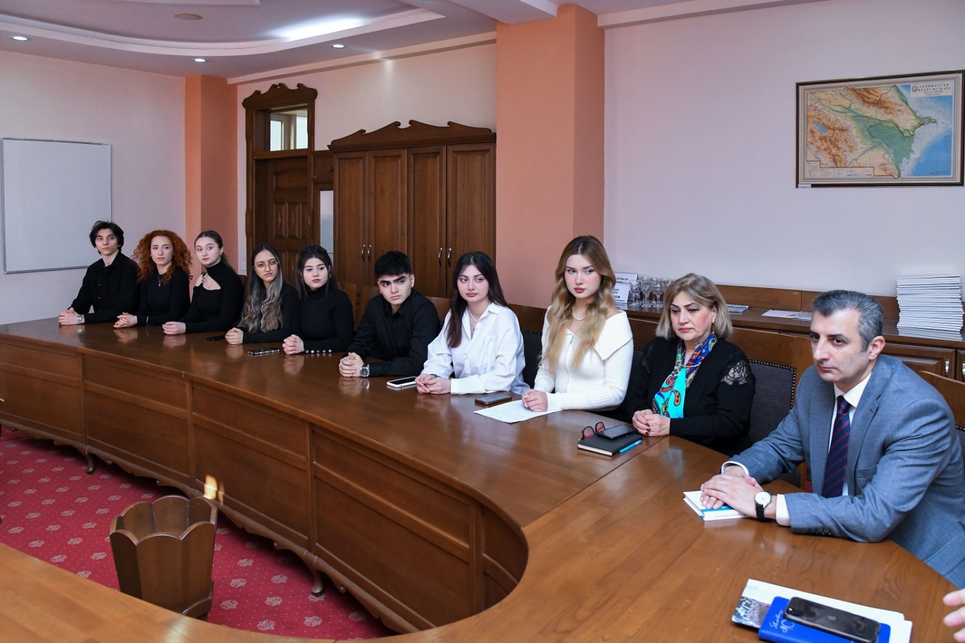 BMU-nun ictimai və sosial həyatında fərqlənən tələbələr mükafatlandırılıb - FOTOLAR