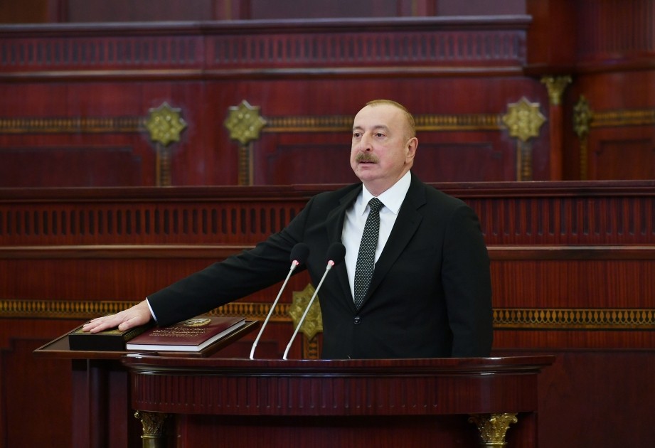 Prezident İlham Əliyev and içib - YENİLƏNİB (FOTOLAR)