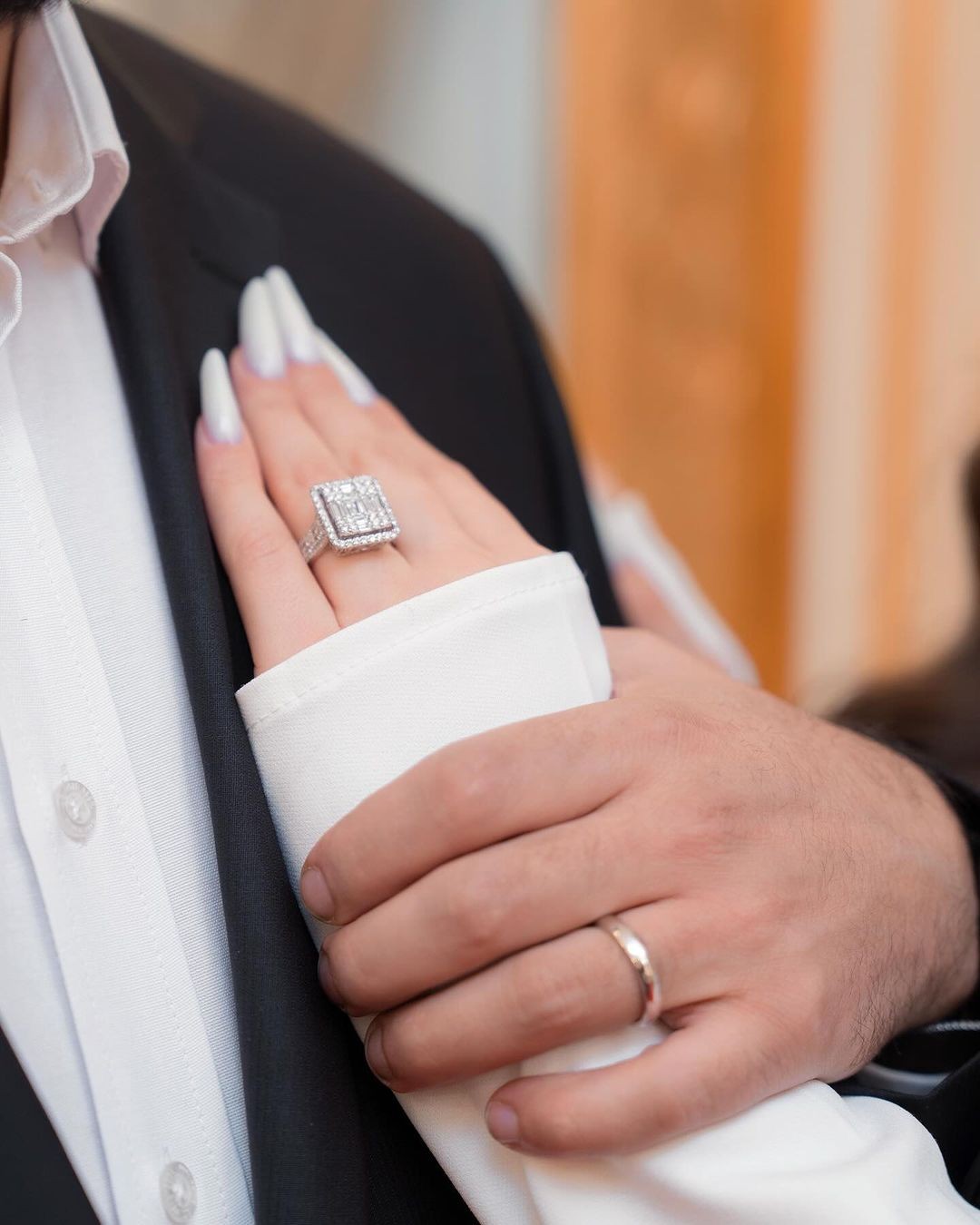 Aysun nikah fotolarını paylaşdı