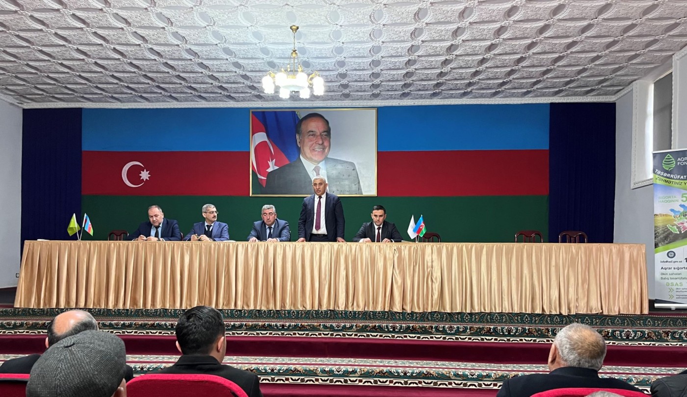 Ucarda fermerlərlə görüş keçirildi - FOTOLAR