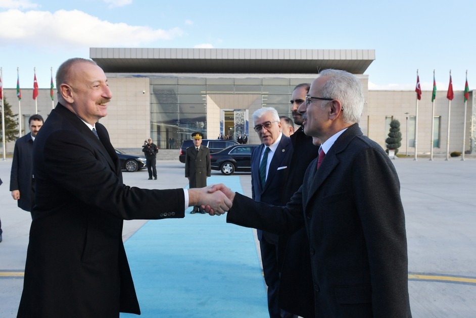 İlham Əliyevin Türkiyəyə rəsmi səfəri başa çatdı - FOTOLAR (YENİLƏNİB)