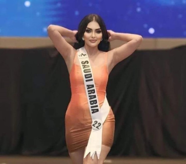 Bu ölkə ilk dəfə qadınların gözəllik yarışmasına qatıldı - FOTOLAR