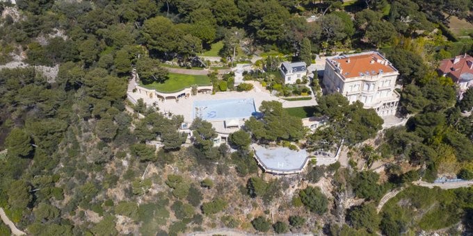 Erməni biznesmenin 120 milyonluq villasına Fransada həbs qoyuldu