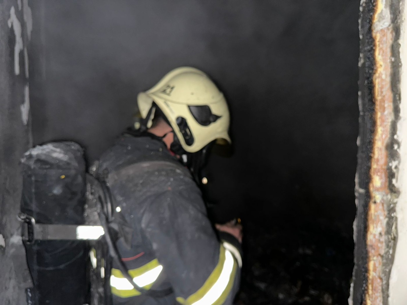 Sarayda mənzildə yanğınla nəticələnən partlayış olub - VİDEO+FOTOLAR (YENİLƏNİB)