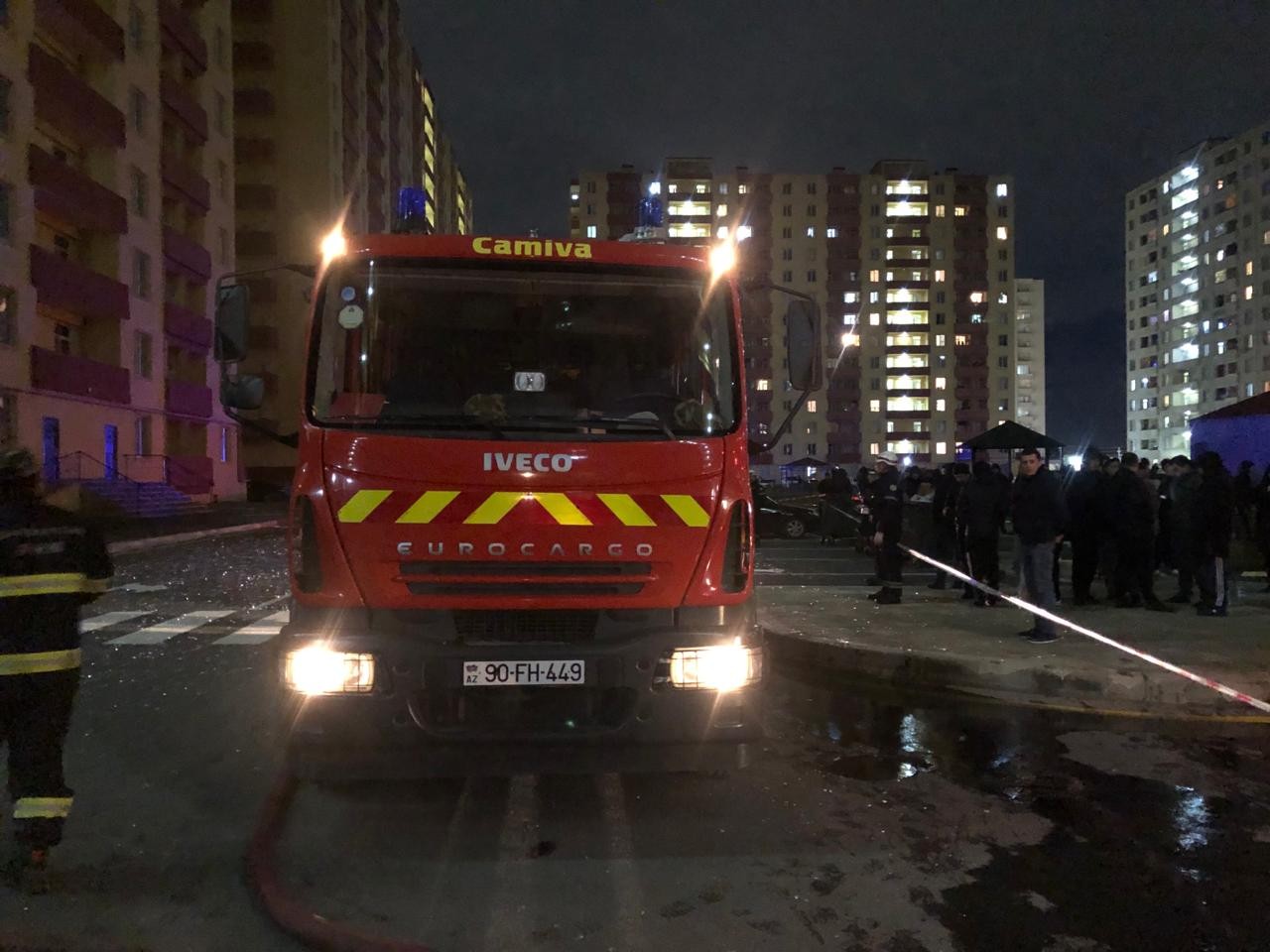 Sarayda mənzildə yanğınla nəticələnən partlayış olub - VİDEO+FOTOLAR (YENİLƏNİB)