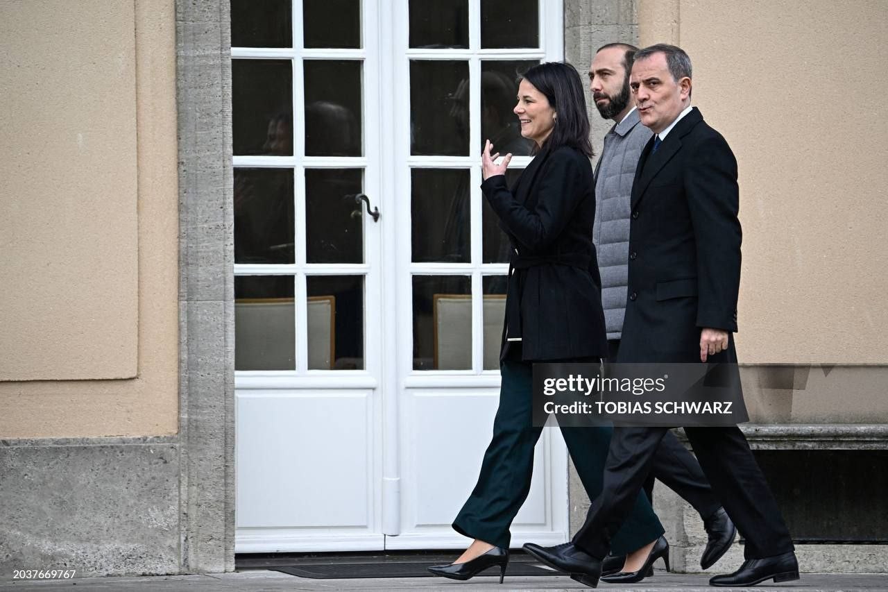 Bayramov, Berbok və Mirzoyanın birlikdə gəzintisi - Günün kadrı - FOTOLAR