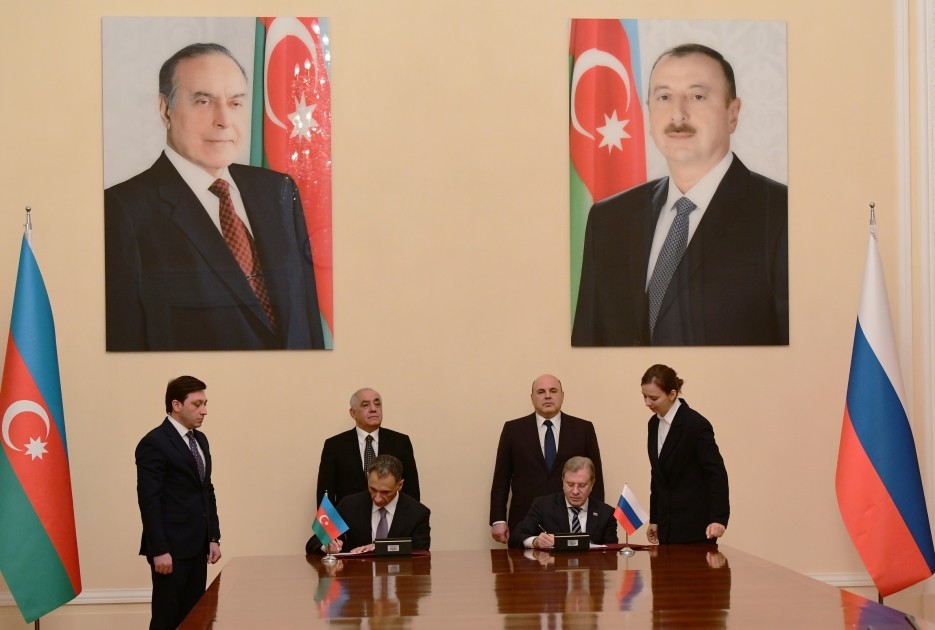 Əli Əsədov rusiyalı həmkarı ilə görüşdü - YENİLƏNİB (FOTOLAR)