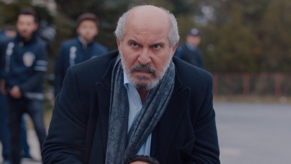 Məşhur aktyor "Hudutsuz sevda"da - FOTO