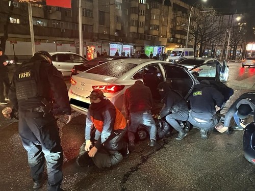 Qırğızıstan rəhbərliyinə sui-qəsd hazırlayan 5 azərbaycanlı saxlanıldı - FOTO