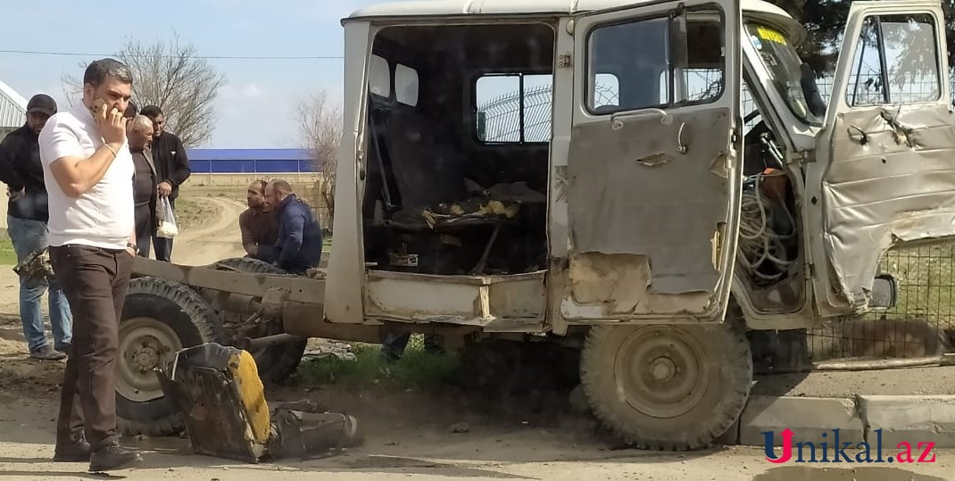 Mingəçevirdə avtomobillər toqquşub, xəsarət alan var - FOTO