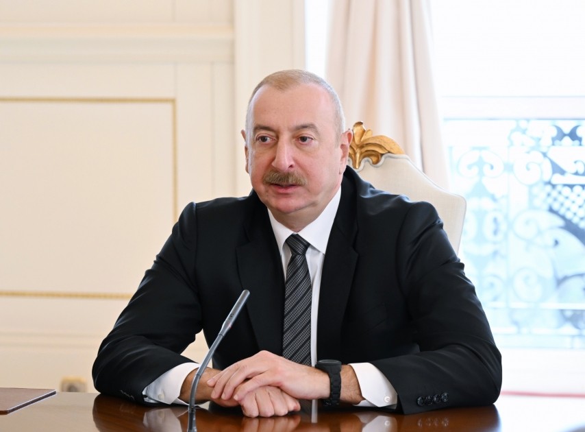 Prezidentlərin geniş tərkibdə görüşü keçirildi - FOTOLAR (YENİLƏNİB)