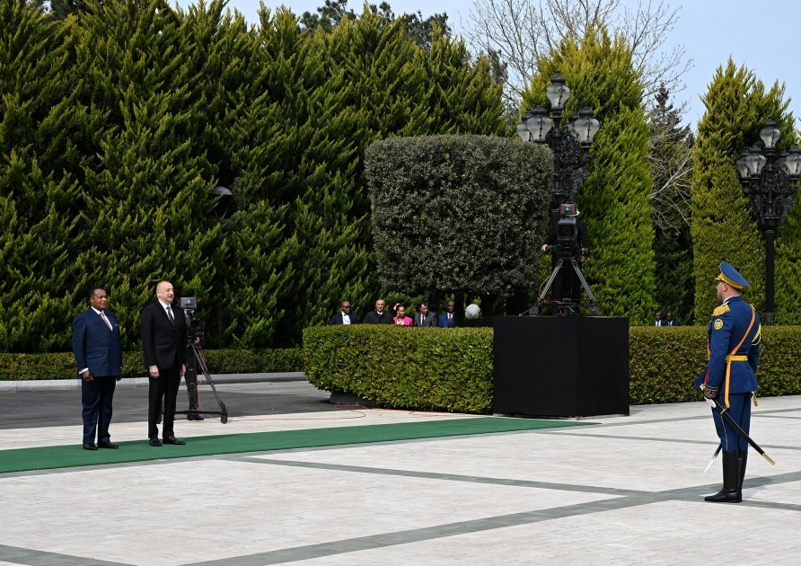 Konqo Prezidentinin rəsmi qarşılanma mərasimi olub - FOTOLAR