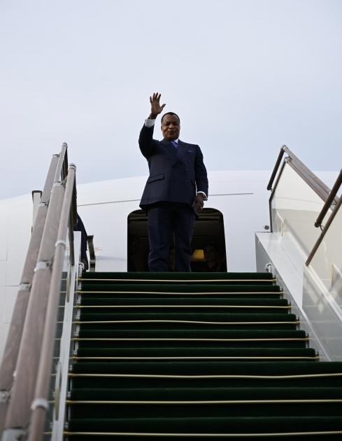 Konqo Prezidentinin Azərbaycana rəsmi səfəri başa çatdı