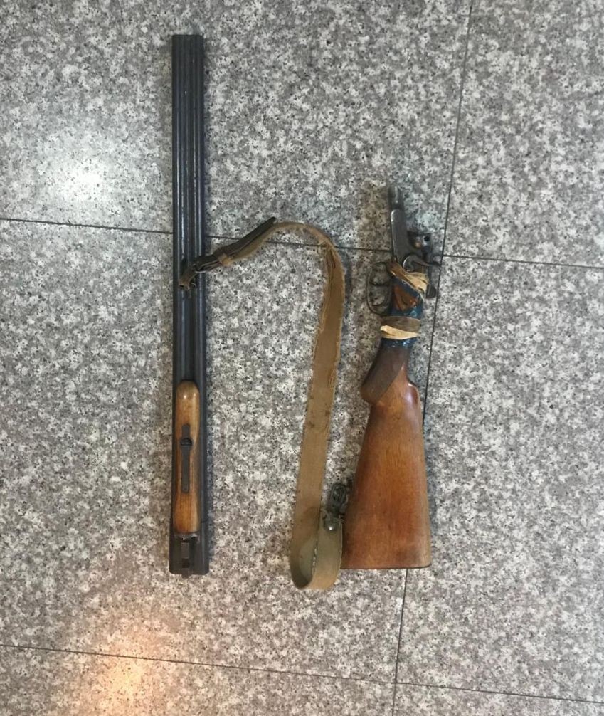 Oğuzda meşə kənarından silah-sursat aşkar edildi - FOTO