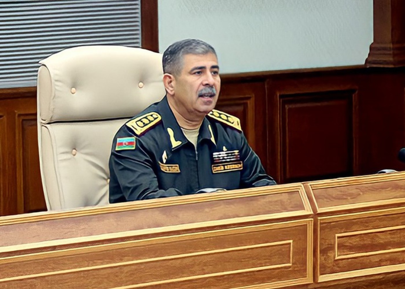 Zakir Həsənovkomandanları topladı