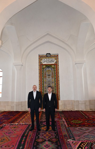 İlham Əliyev və Japarov Cümə məscidinin açılışında - FOTOLAR (YENİLƏNİB)