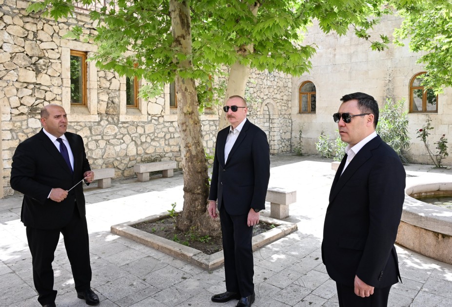 İlham Əliyev və Sadır Japarov Şahbulaq qalasında - FOTOLAR (YENİLƏNİB)