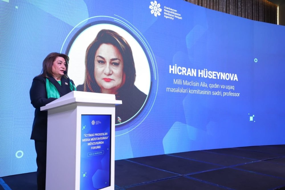 MEDİA-nın təşkilatçılığı ilə keçirilən forumun açılış mərasimi olub - FOTOLAR