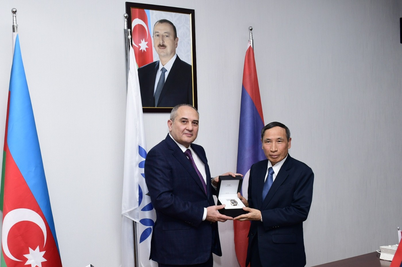 Tahir Budaqov iki ölkənin dostluq qrupunun üzvləri ilə görüşdü - FOTOLAR