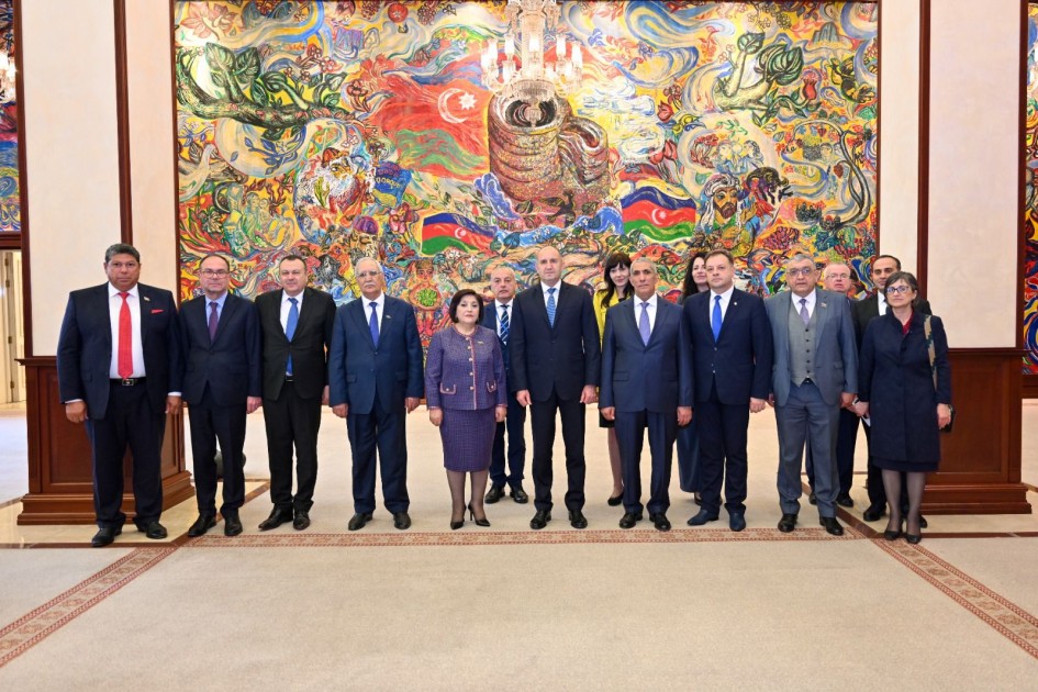 Sahibə Qafarova Rumen Radevlə görüşdü - FOTOLAR