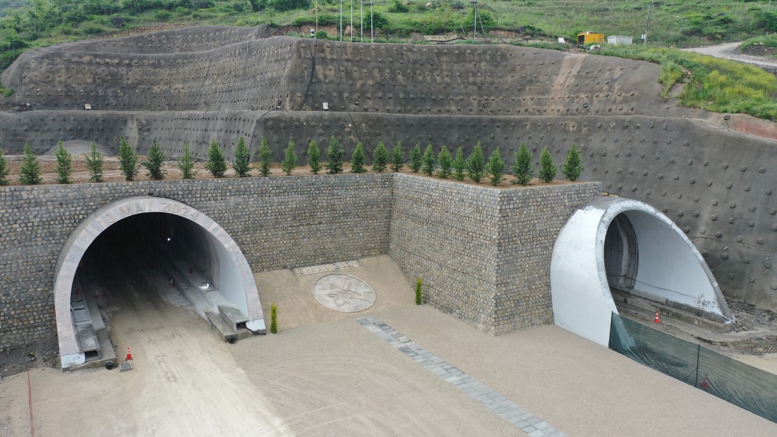 İlham Əliyev Əhmədbəyli-Füzuli-Şuşa yolundakı birinci tunelin açılışında - FOTOLAR (YENİLƏNİB)