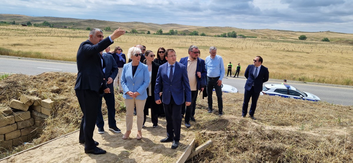 Latviya Parlamentinin sədri Şuşada - FOTOLAR (YENİLƏNİB)