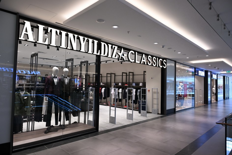 İlham Əliyev və xanımı “Crescent Mall”ın açılışında - YENİLƏNİB (FOTOLAR)