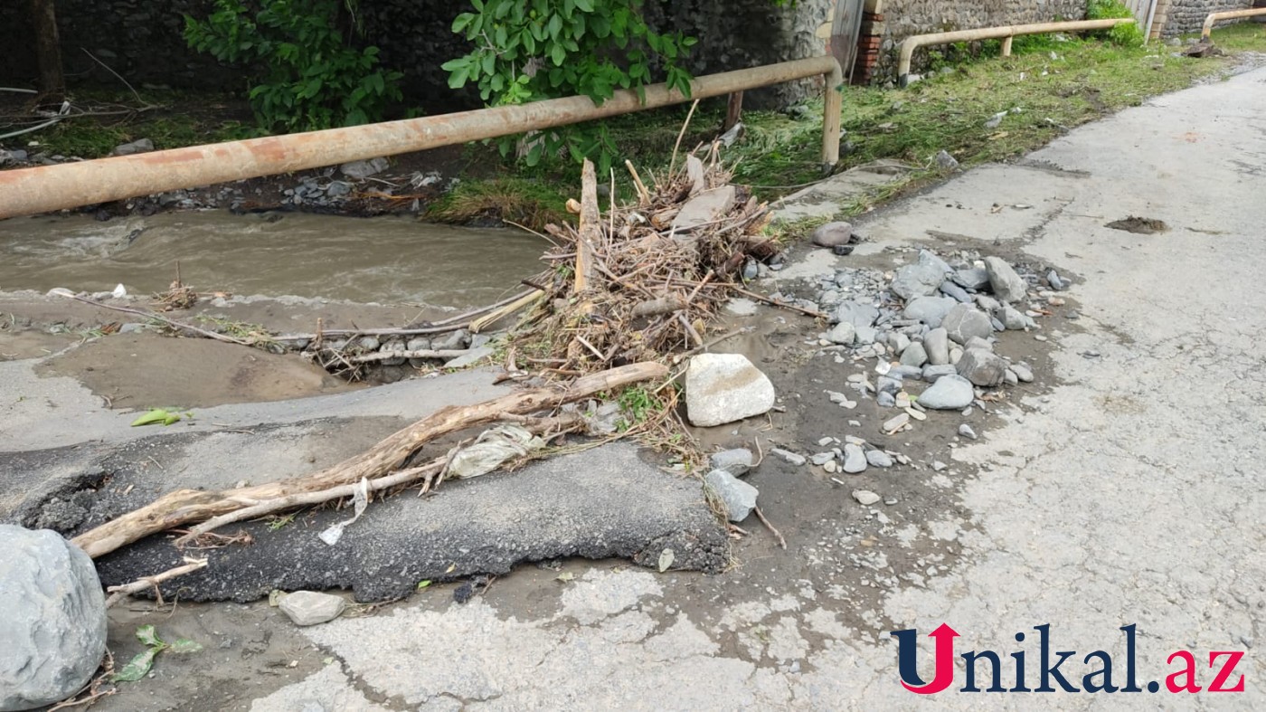 Sel suları fəsadlara səbəb oldu - FOTOLAR