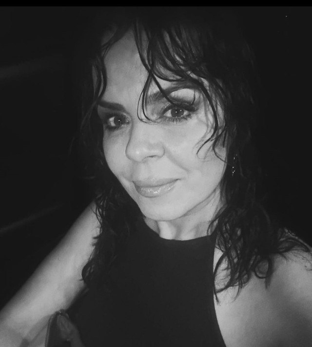 İkinci mərtəbədən yıxılan aktrisa həyatını itirdi  - FOTOLAR