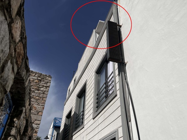 İkinci mərtəbədən yıxılan aktrisa həyatını itirdi  - FOTOLAR