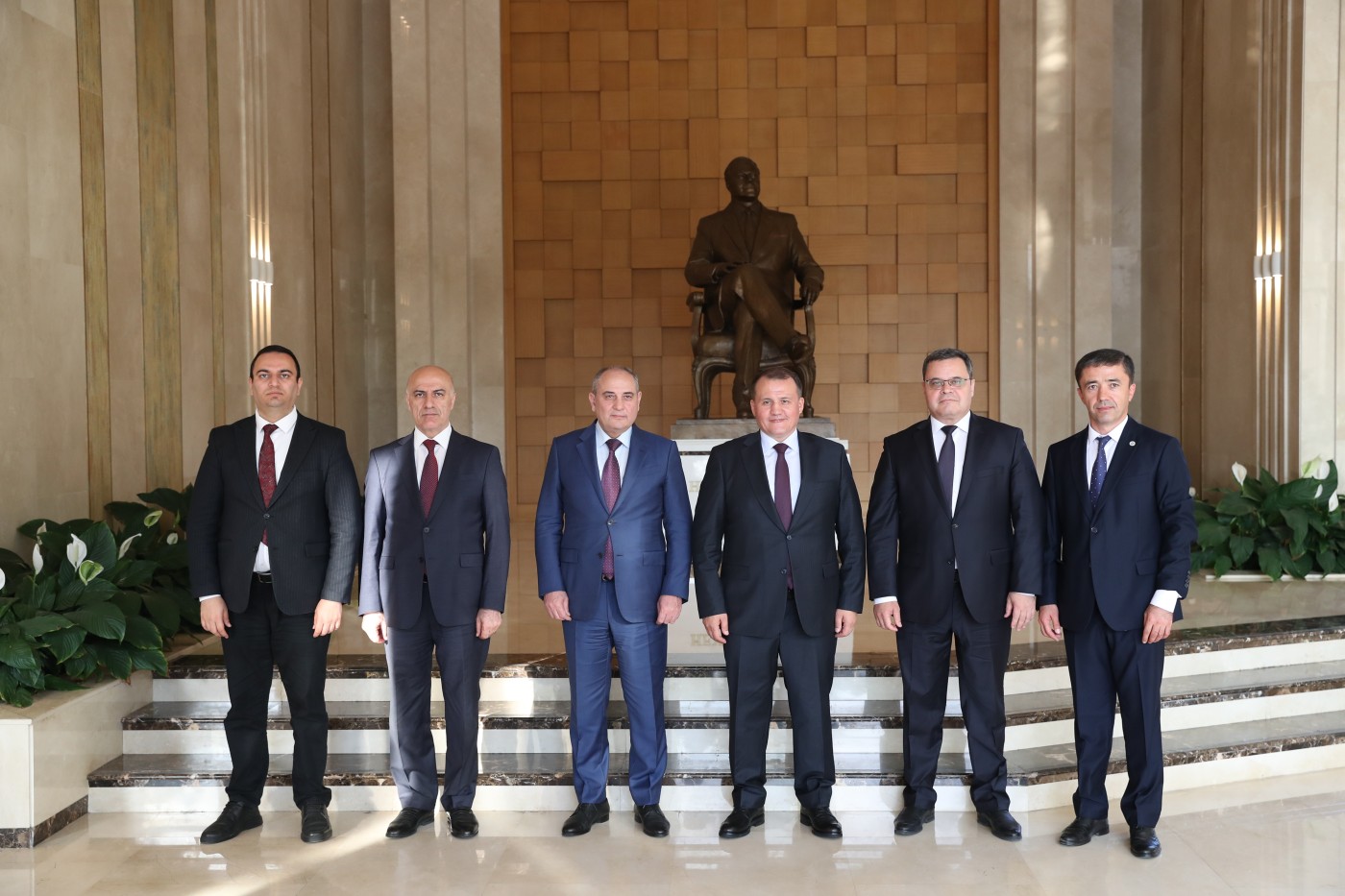 YAP ilə Özbəkistanın hakim partiyası arasında Əməkdaşlıq Memorandumu imzalandı - FOTOLAR