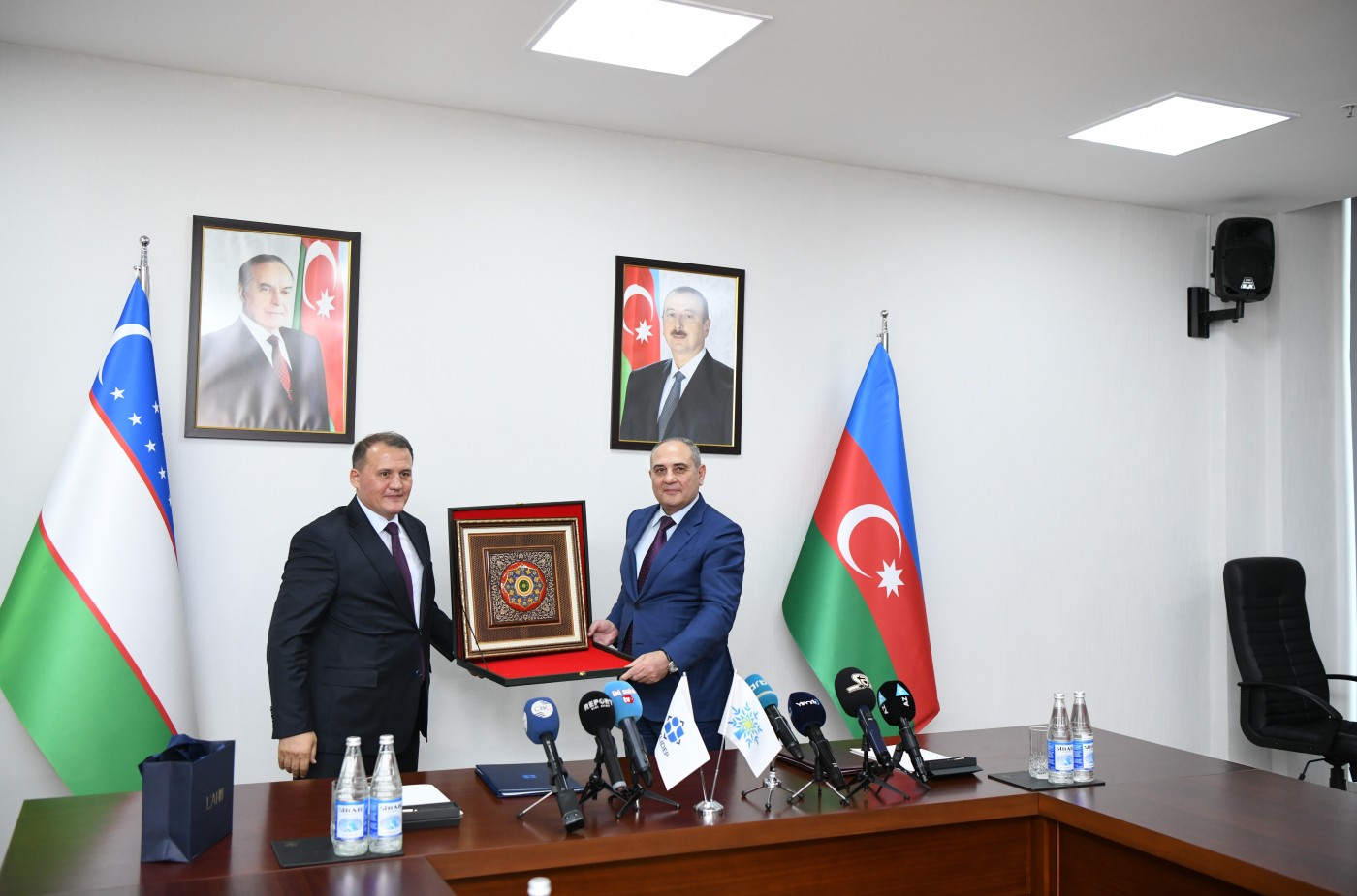 YAP ilə Özbəkistanın hakim partiyası arasında Əməkdaşlıq Memorandumu imzalandı - FOTOLAR