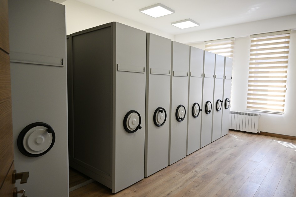 İlham Əliyev və xanımı Botanika İnstitutunun yeni binasının açılışında - FOTOLAR