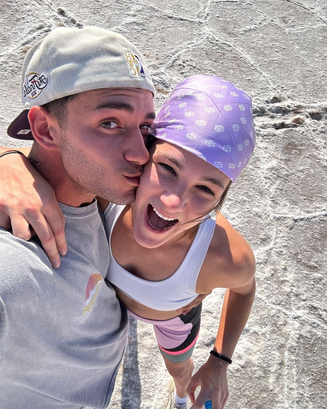 "Survivor" çempionu nişanlandı - FOTOLAR