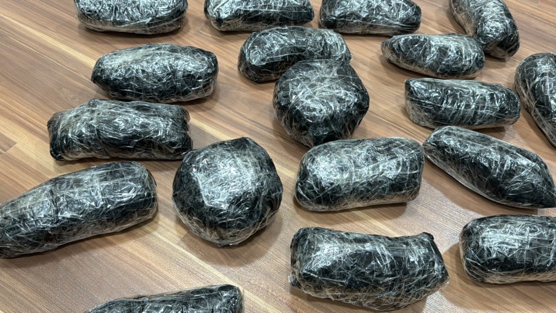 Gəncədə narkokuryerdən 20 kiloqramdan çox heroin aşkarlandı - FOTOLAR