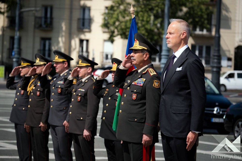 Zakir Həsənov macarıstanlı həmkarı ilə görüşdü - FOTOLAR