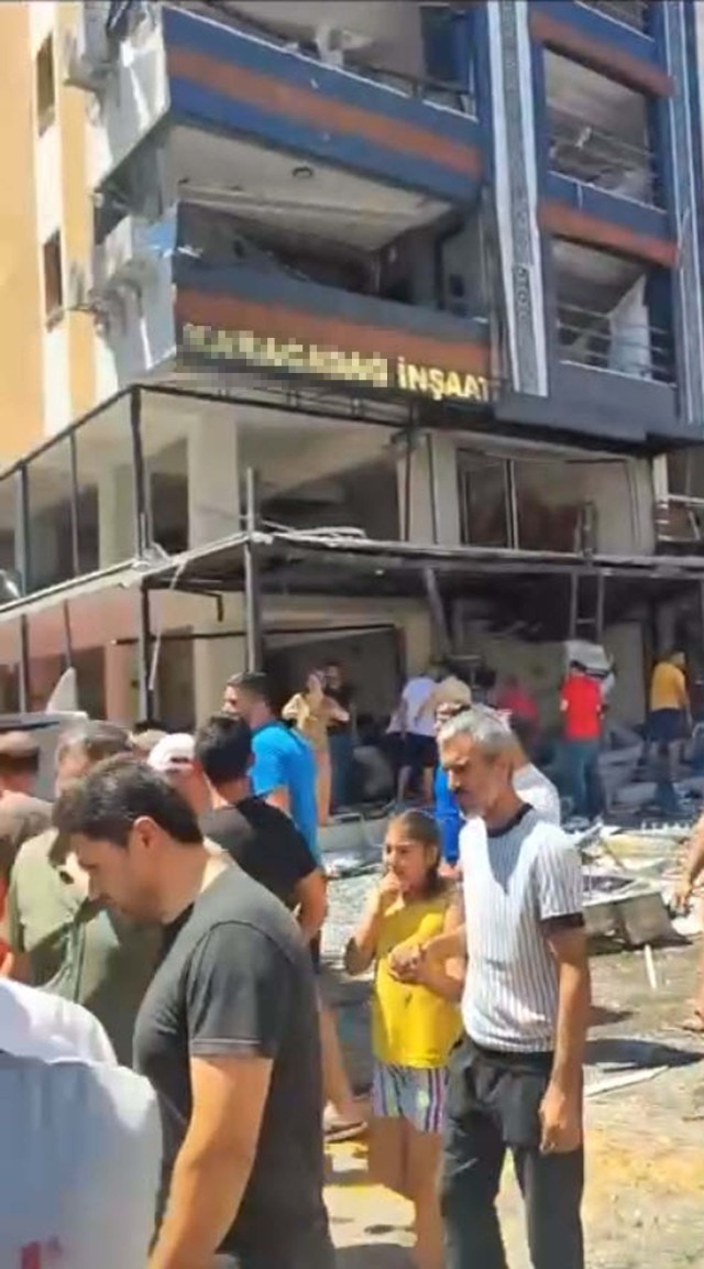 İzmirdə partlayışda ölənlərin və yaralananların sayı artdı - YENİLƏNİB