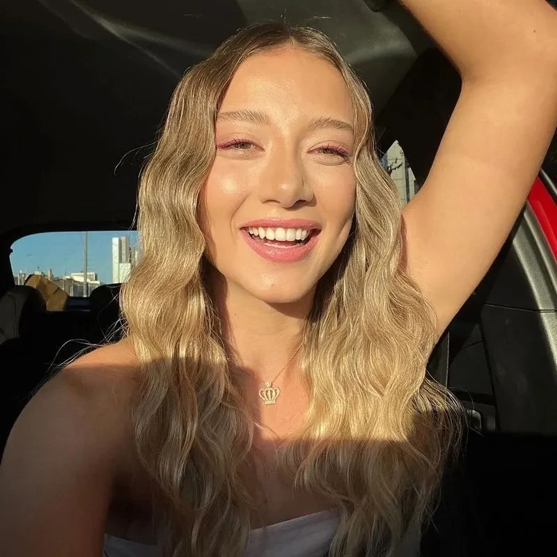 "Kızılcık Şerbeti"nin aktyoru bu xanımla sevgilidir? - FOTO