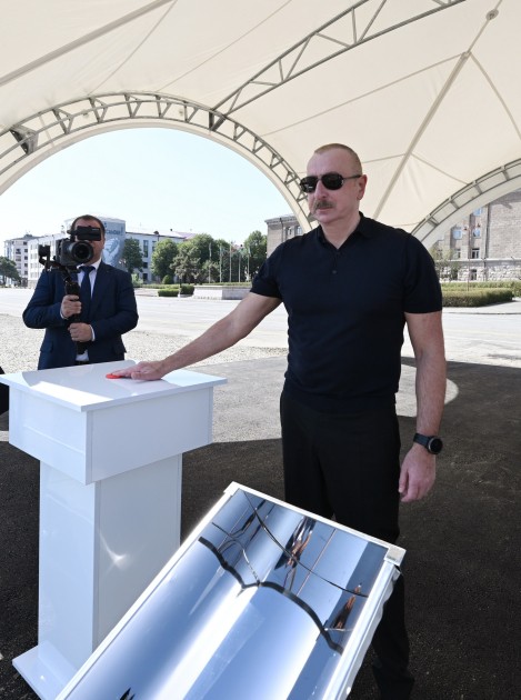 İlham Əliyev Xankəndi Konqres Mərkəzinin təməlini qoydu - FOTOLAR (YENİLƏNİB)