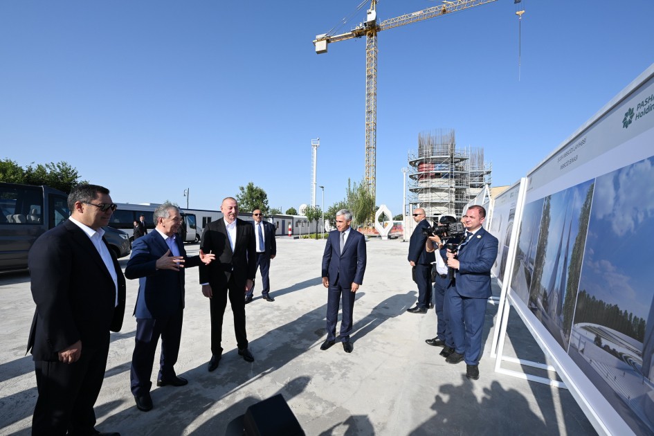 Prezidentlər Şuşanı gəzdi - FOTOLAR (YENİLƏNİB)