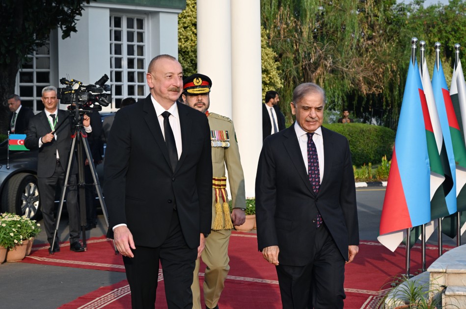 İslamabadda İlham Əliyevin rəsmi qarşılanma mərasimi olub - FOTOLAR