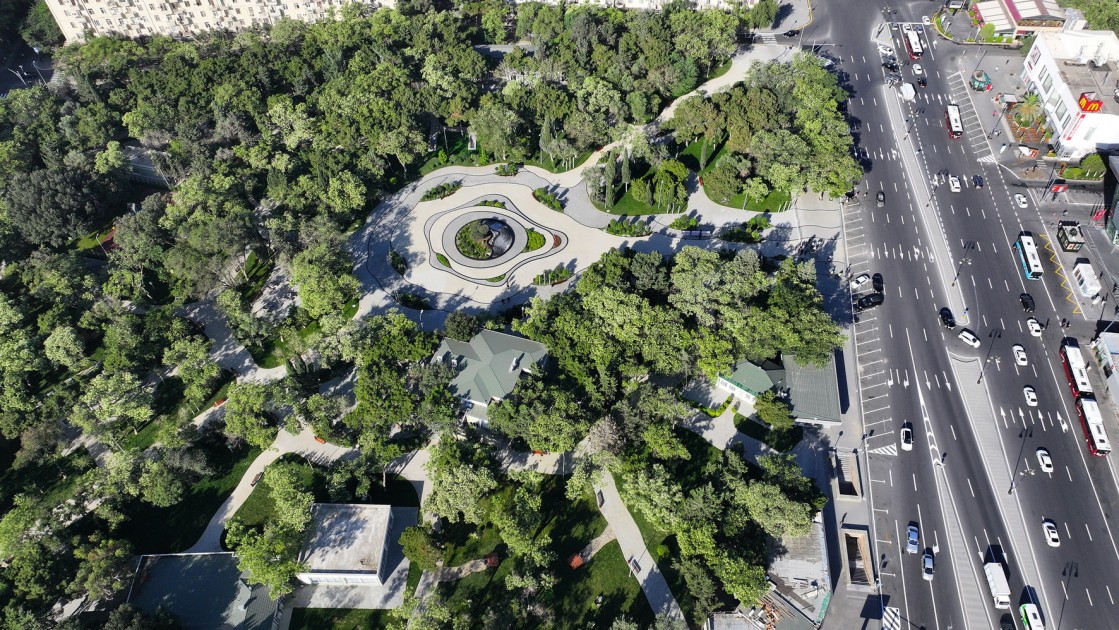 İlham Əliyev Nərimanov parkının açılışında - FOTOLAR (YENİLƏNİB)