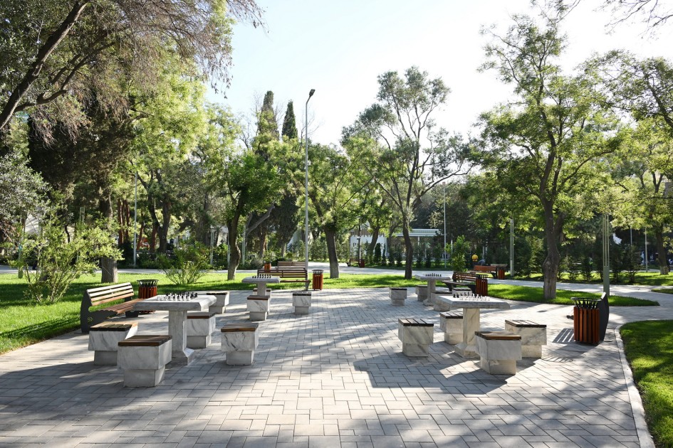 İlham Əliyev Nərimanov parkının açılışında - FOTOLAR (YENİLƏNİB)