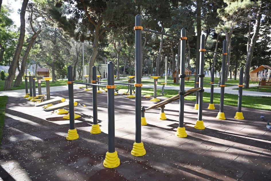 İlham Əliyev Nərimanov parkının açılışında - FOTOLAR (YENİLƏNİB)