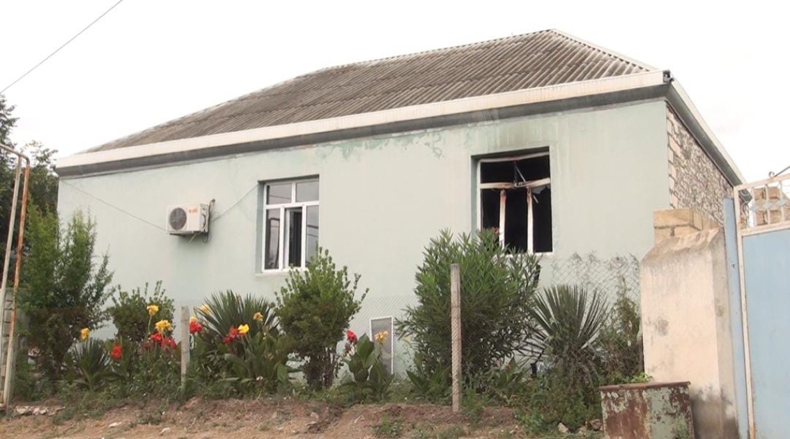 Oğurluq etdiyi evi yandıran şəxs saxlanıldı - YENİLƏNİB (FOTO)