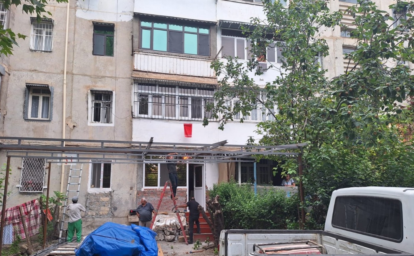 Gəncədə qanunsuz tikintilərin qarşısı alındı - FOTOLAR