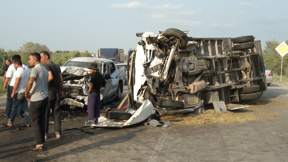 İmişlidə qəza oldu, yaralananlar var - YENİLƏNİB (VİDEO)